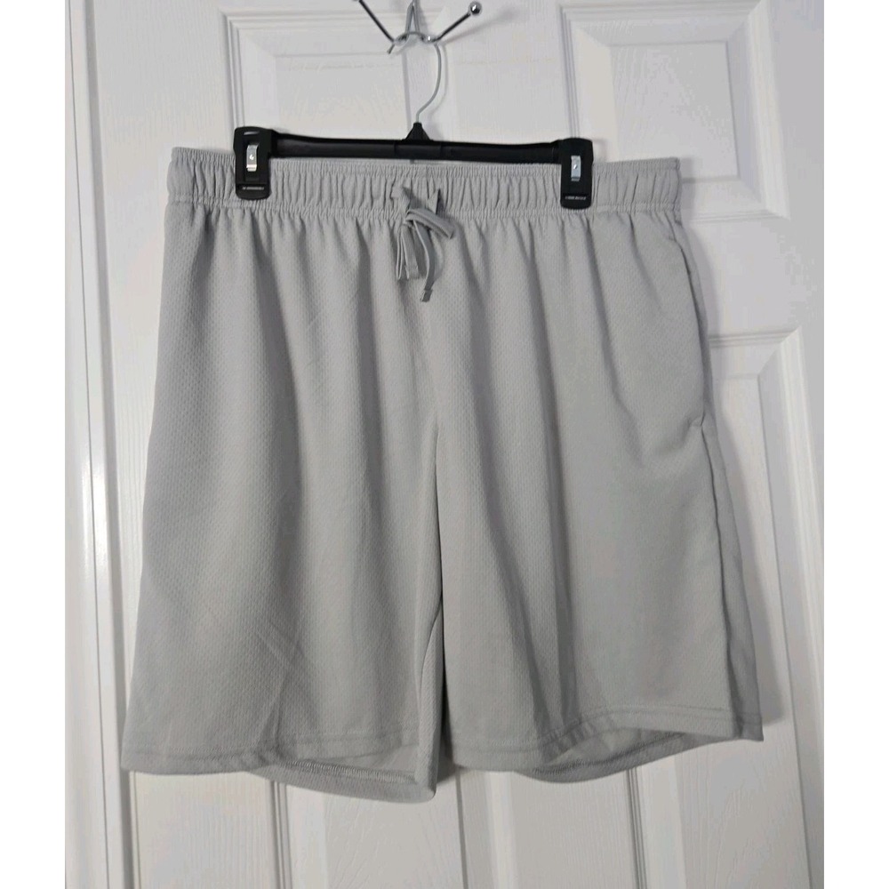 Men's Athletic Works Gray Elastic Waist Pull On Loose Fit Shorts, Size L (36-38)